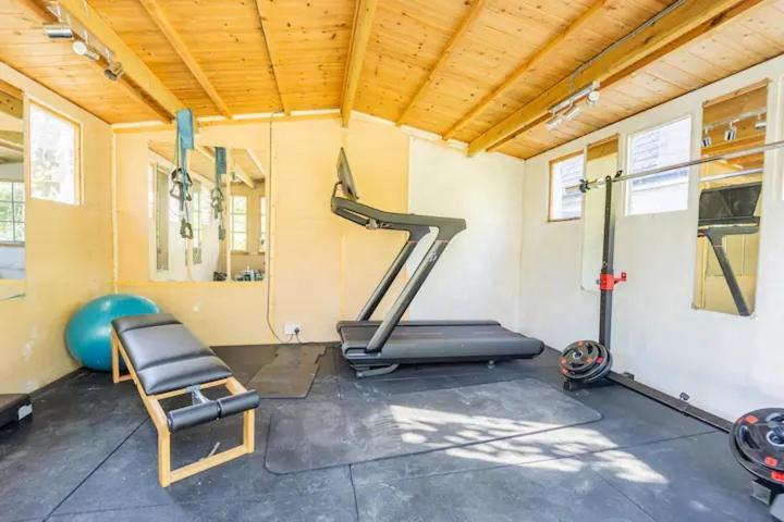 The Lodge - A Tranquil Escape Atworth Buitenkant foto